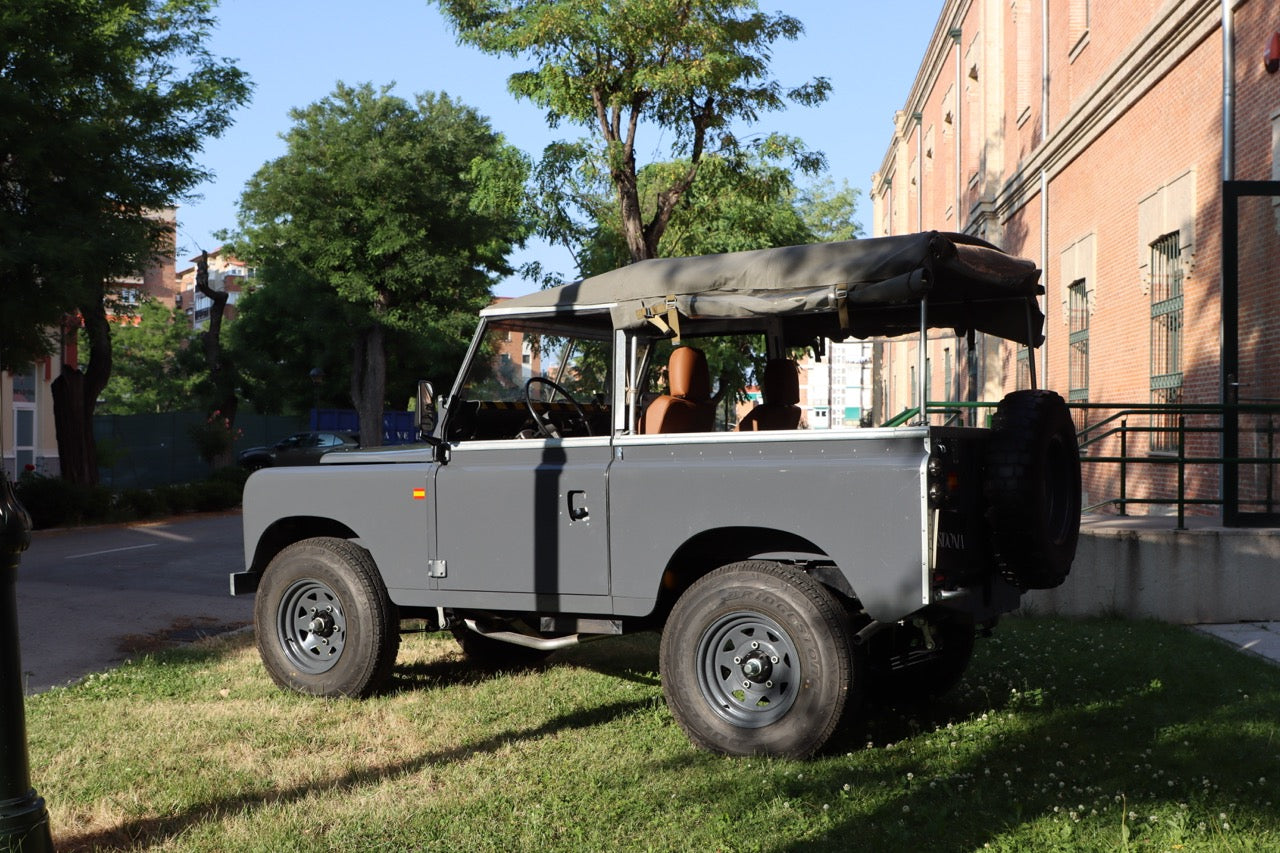 LAND ROVER 88 SUPER 1984