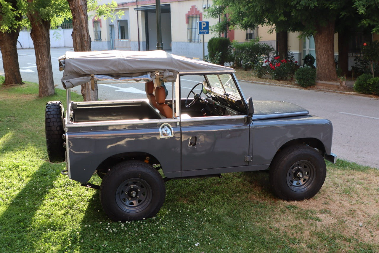 LAND ROVER 88 SUPER 1984