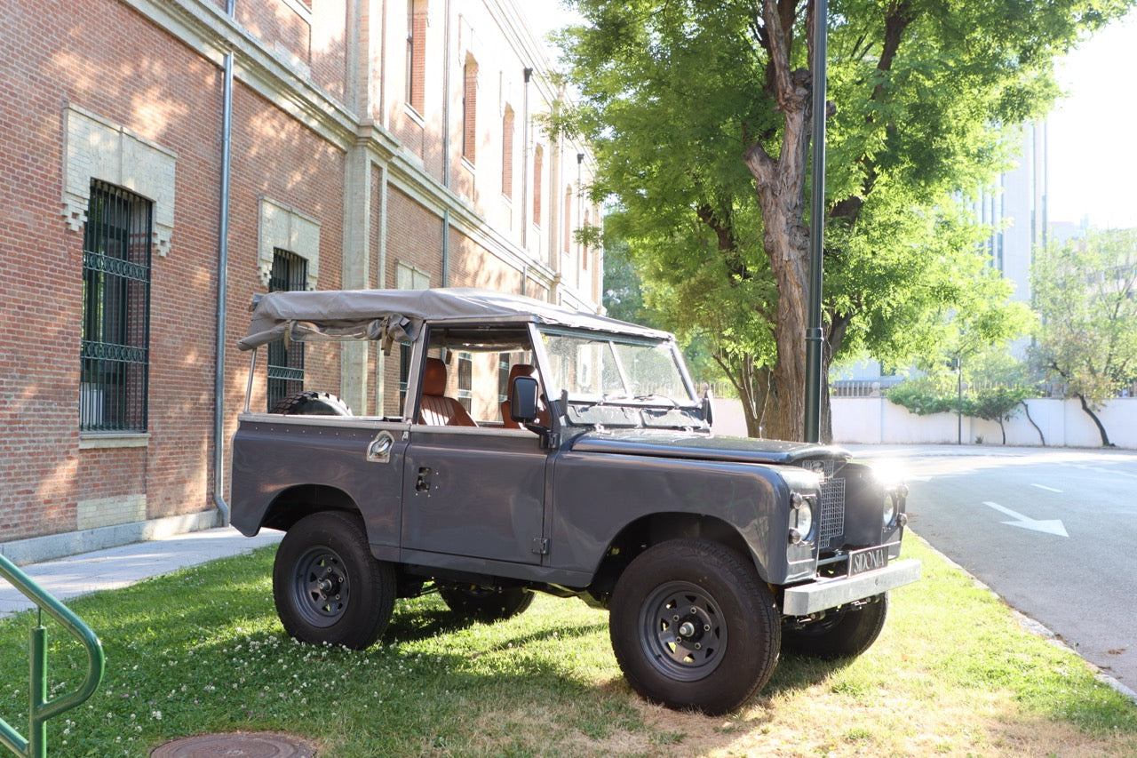 LAND ROVER 88 SUPER 1984