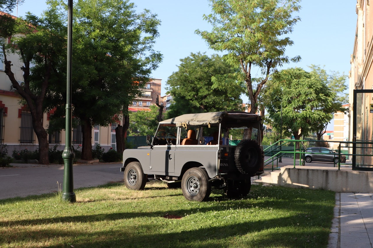 LAND ROVER 88 SUPER 1984