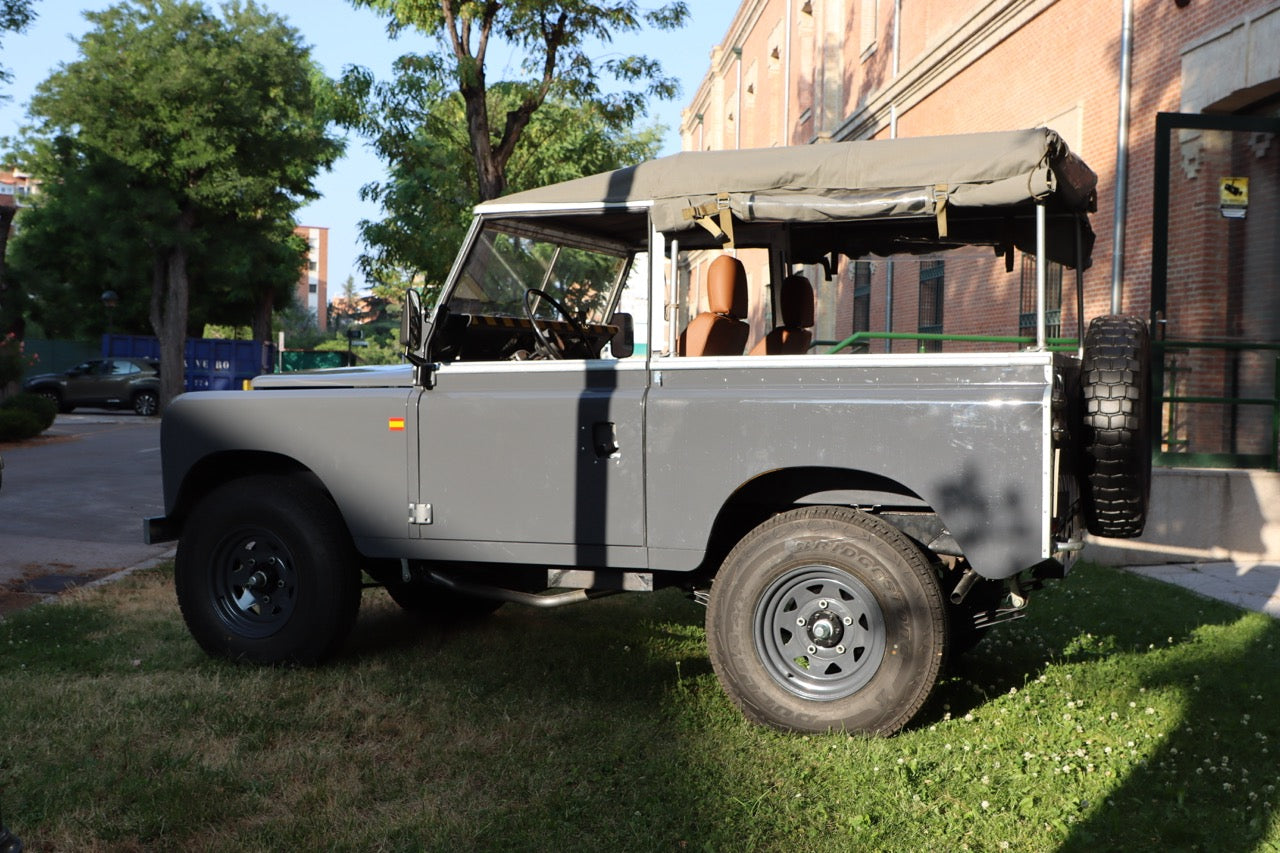 LAND ROVER 88 SUPER 1984