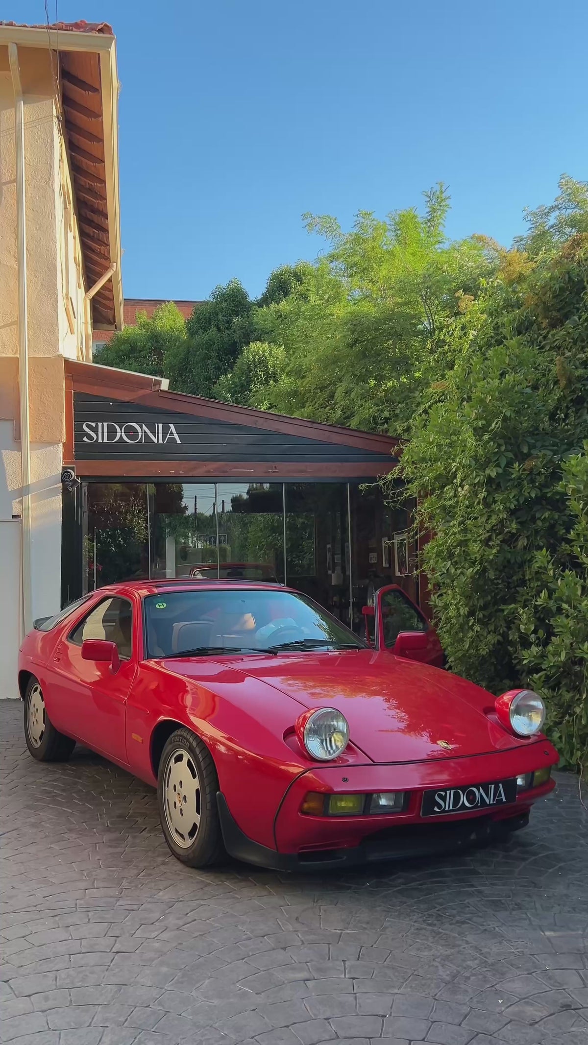 PORSCHE 928 S 4.7 1983